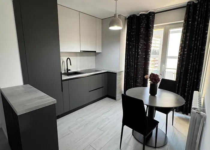 Glare - Mamaia Nord *