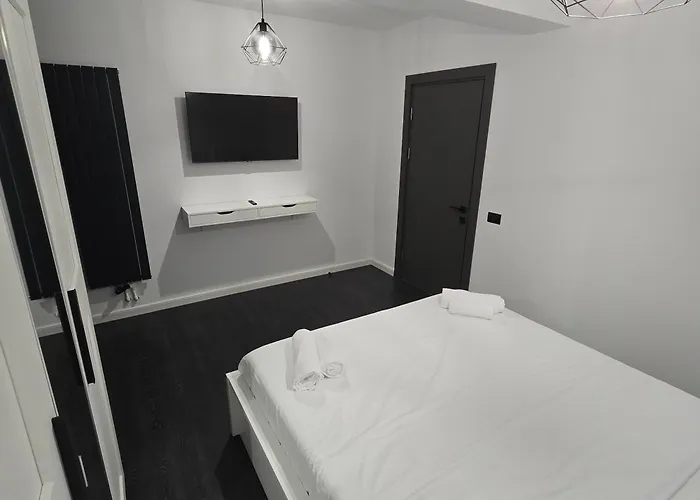 Glare - Mamaia Nord *