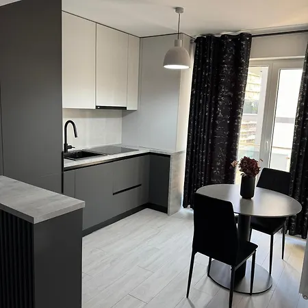 Glare - Mamaia Nord *